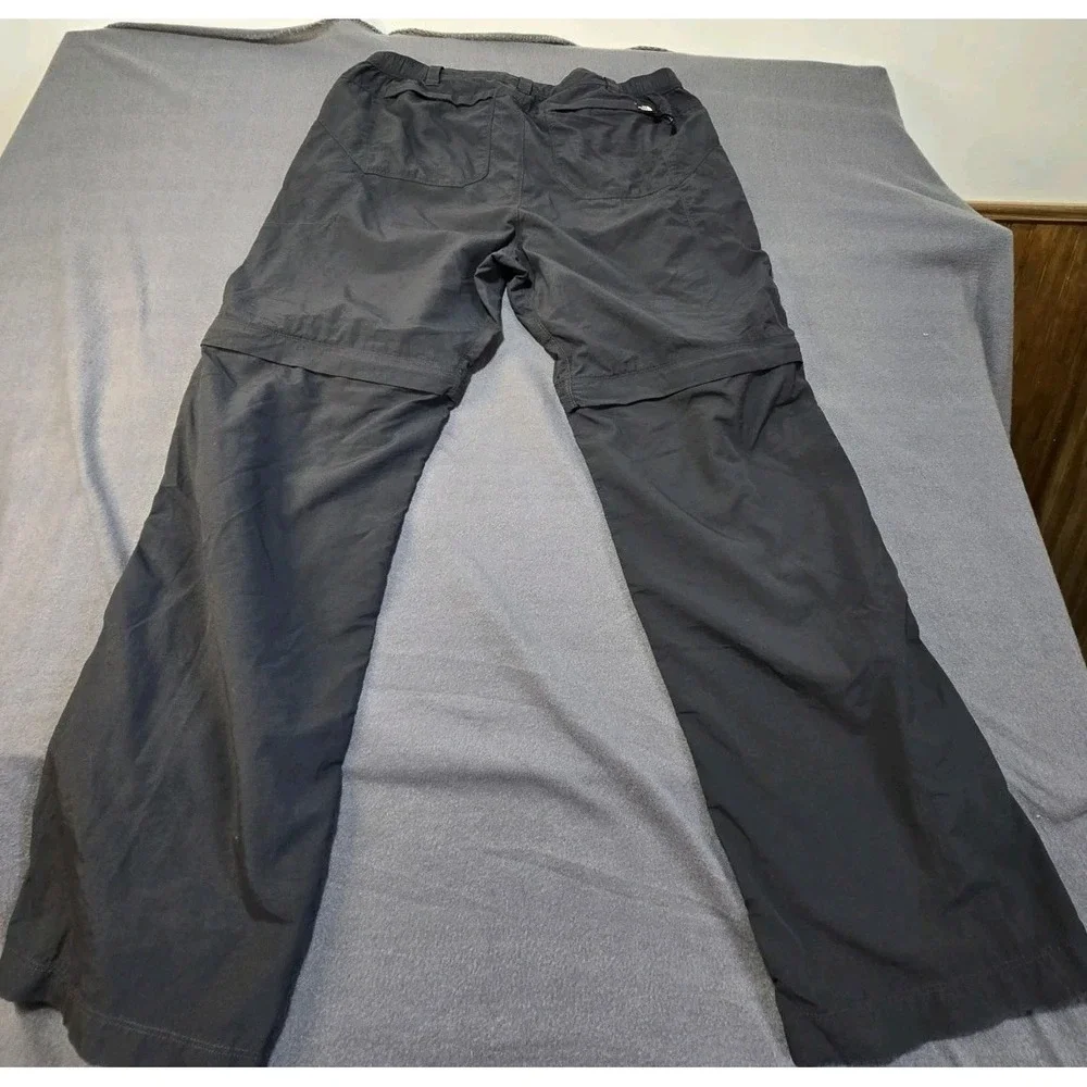 The North Face Mens Paramount Convertible Hiking Cargo Pants Grey Large Short